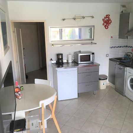 Agreable Appartement 4 Personnes A Villeneuve-Loubet Plage, Piscine, Mer, Commerces A Proximite المظهر الخارجي الصورة