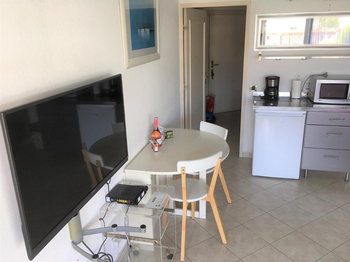 Agreable Appartement 4 Personnes A Villeneuve-Loubet Plage, Piscine, Mer, Commerces A Proximite المظهر الخارجي الصورة