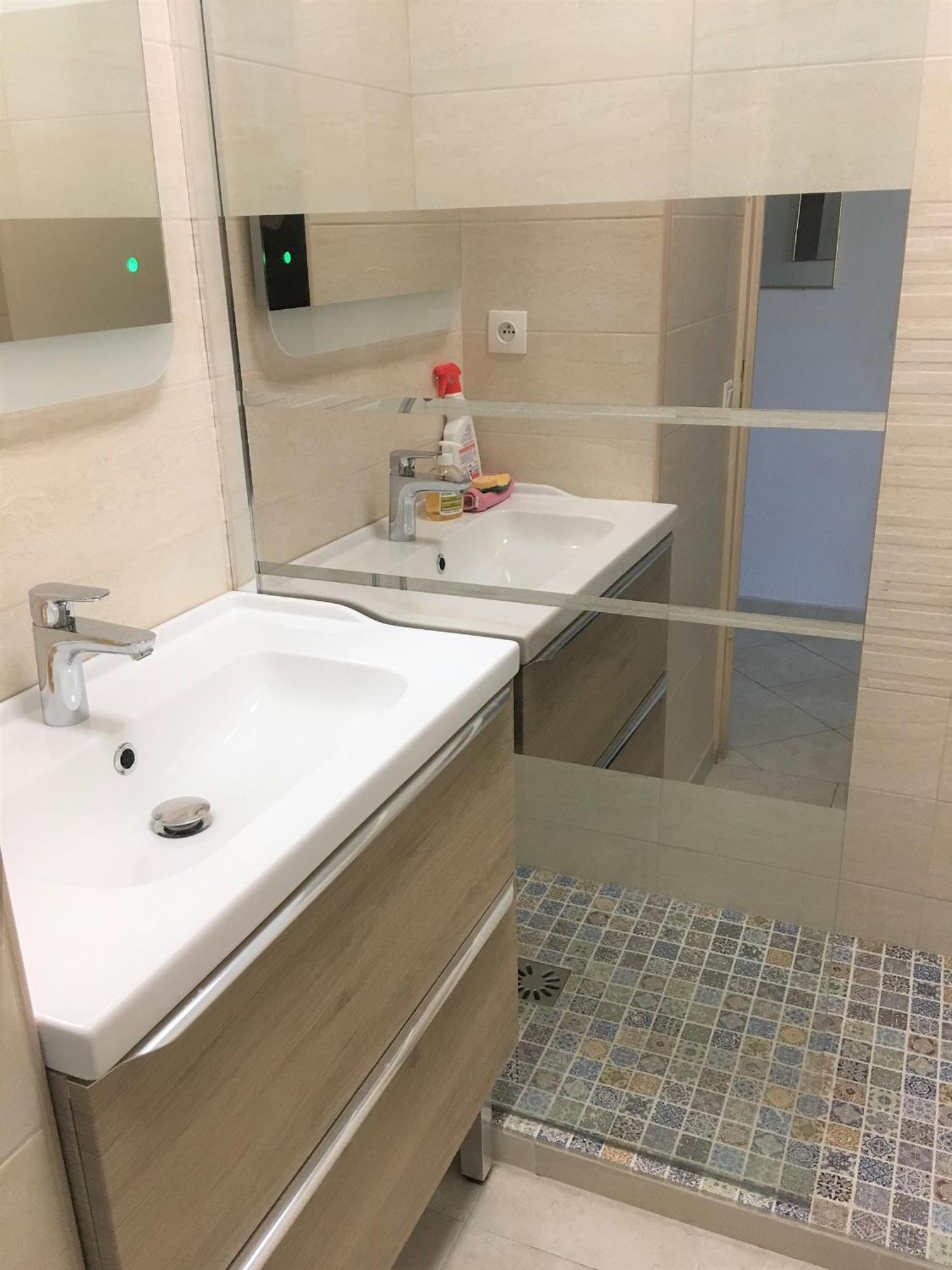 Agreable Appartement 4 Personnes A Villeneuve-Loubet Plage, Piscine, Mer, Commerces A Proximite المظهر الخارجي الصورة
